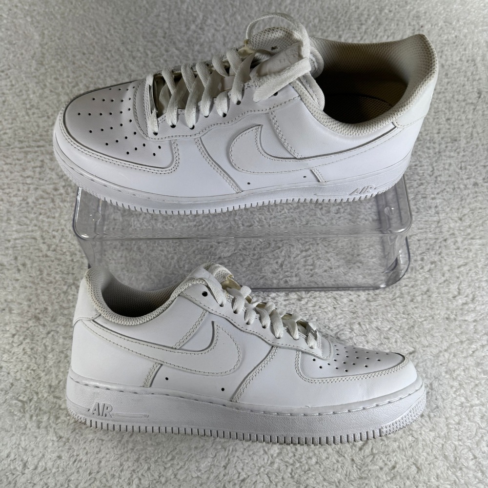 Nike Air Force 1 Low '07 Triple White Men's Sneakers Size 7.5 / 9 Women's Clean